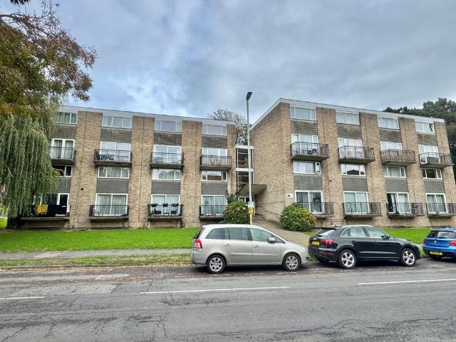 Flat for sale in Golden Valley, Folkestone