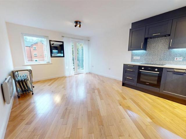 Flat for sale in City Centre, Salford