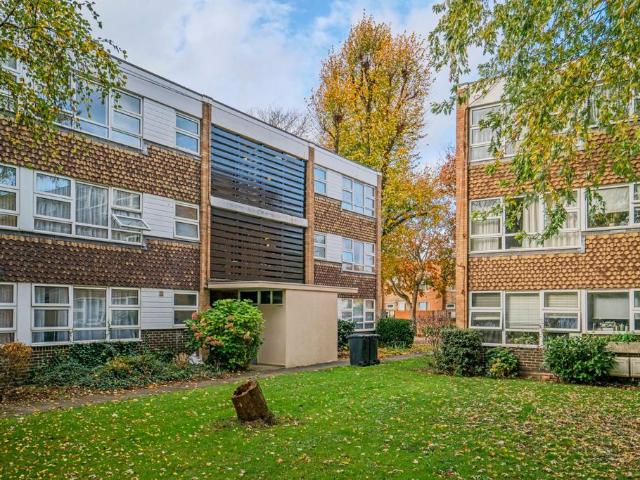 Flat for sale in Ham, Isle Of Man