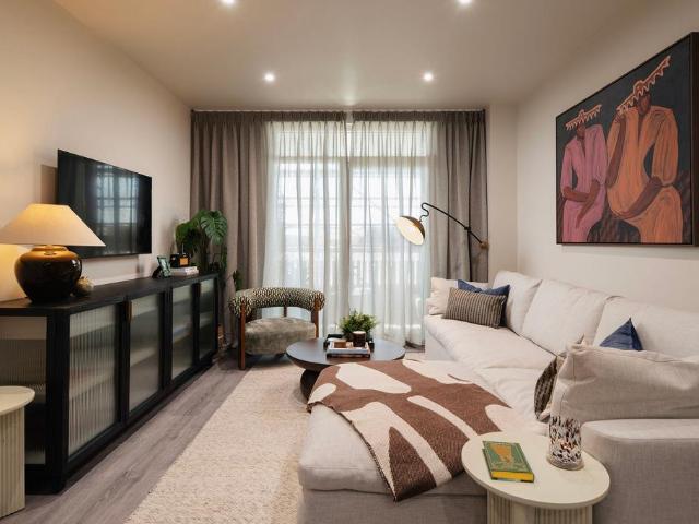 Flat for sale in Greater London