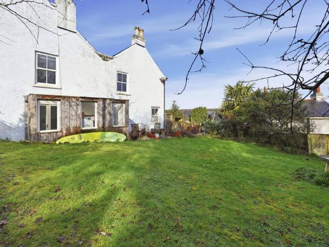 Flat for sale in Strode, Devon