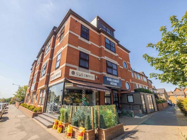 Flat for sale in Slough