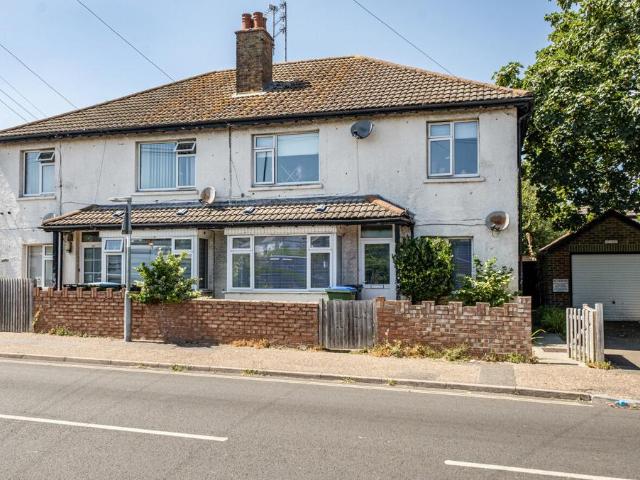 Flat for sale in Clapham, West Sussex