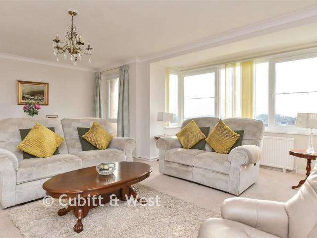 Flat for sale in Brighton & Hove