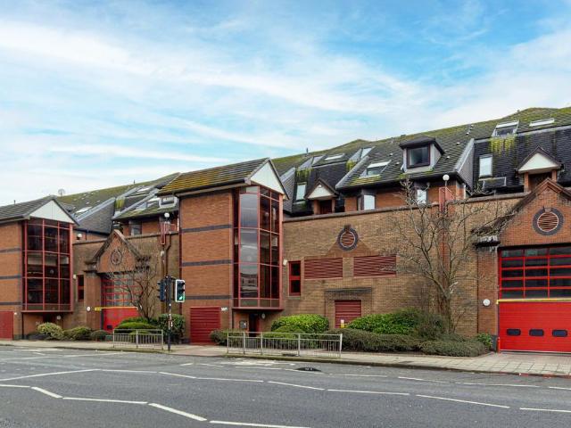 Flat for sale in Anderston, Scotland