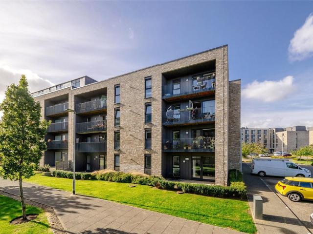 Flat for sale in Hillside, City of Edinburgh