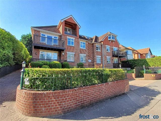 Flat for sale in Penn Hill, Poole