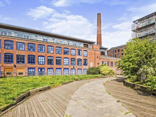 Flat for sale in Georgia, Greater Manchester