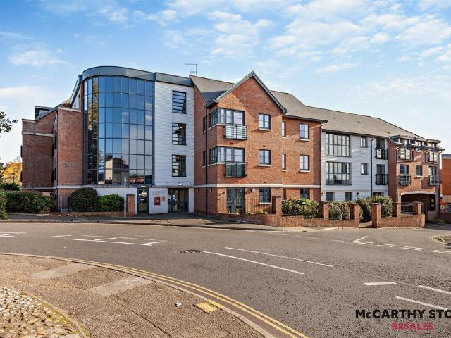 Flat for sale in Maldon