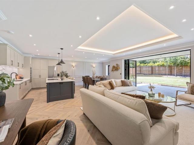 Flat for sale in Blackhills, Surrey