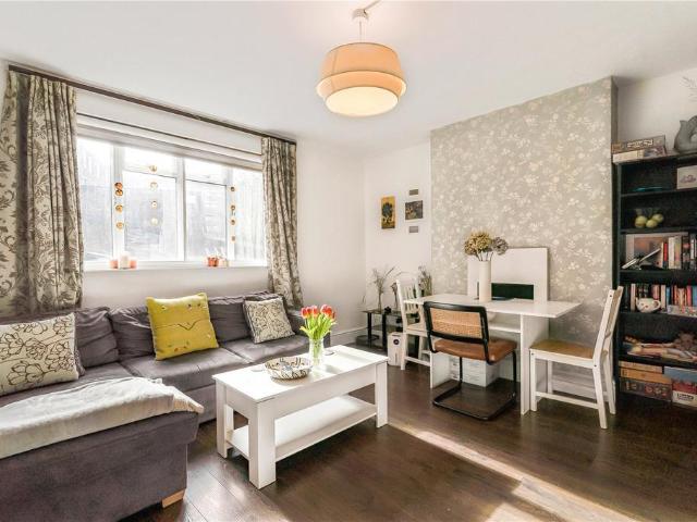 Flat for sale in Clerkenwell, Greater London