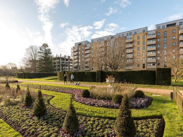 Flat for sale in Brooklands, Monks Orchard