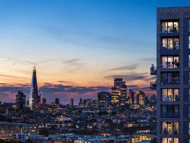 Flat for sale in Old Kent Road, Greater London