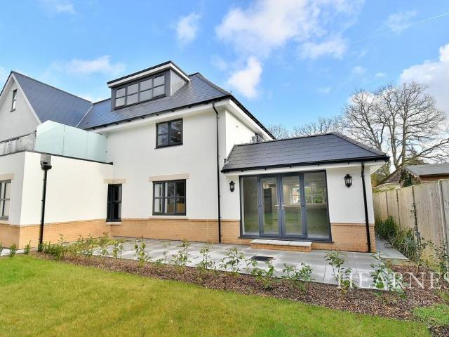 Flat for sale in Parley Cross, West Parley