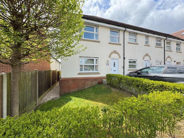 Flat for sale in Barling, Isle Of Man