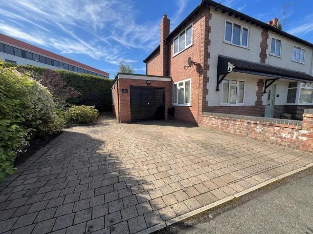 Flat for sale in Fulshaw Park, Wilmslow