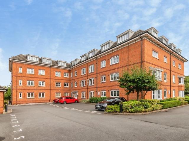 Flat for sale in Lady Bay, Barton In Fabis