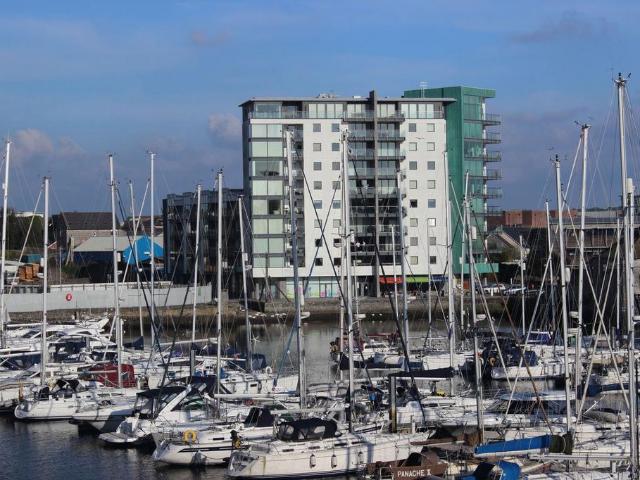 Flat for sale in Barbican, Mount Wise