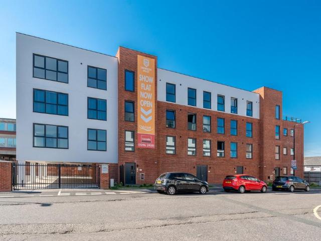Flat for sale in Walton, Aylesbury