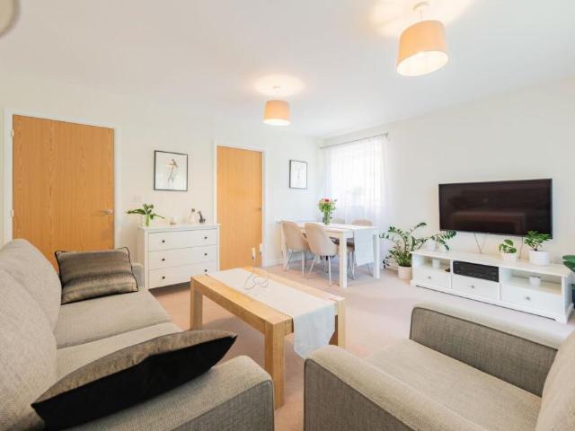 Flat for sale in Eastgate, Peterborough