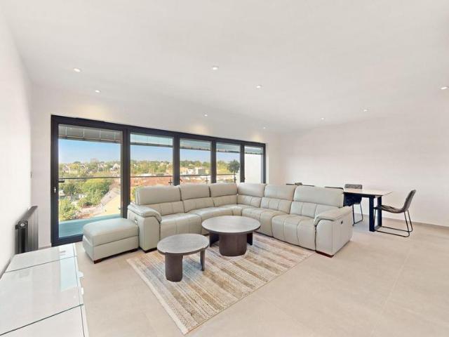 Flat for sale in New Barnet, Isle Of Man