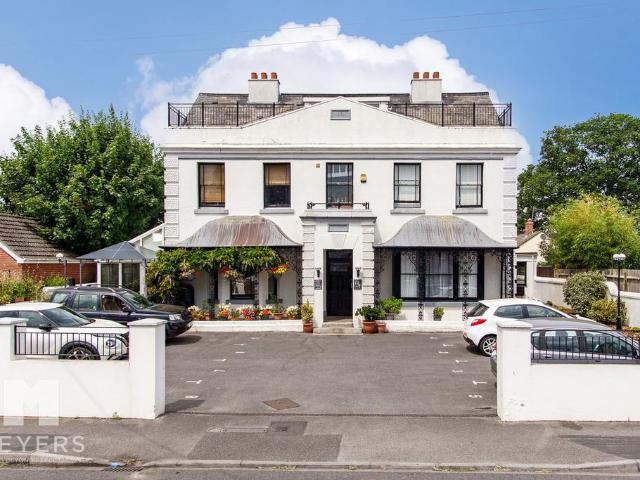 Flat for sale in Poulner, Ashurst Bridge