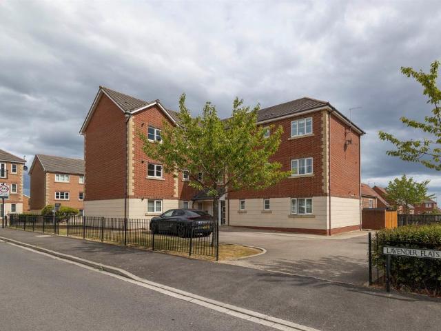 Flat for sale in Clavering, Hart Station