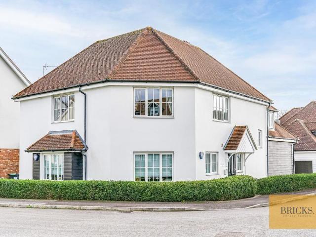 Flat for sale in Ongar, Epping