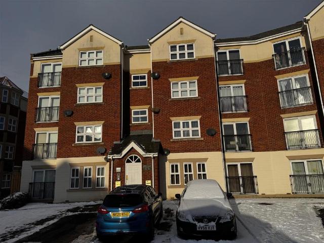 Flat for sale in Ashbrooke, Sunderland
