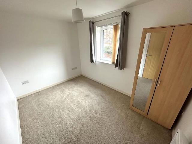 Flat for sale in Avenham, Higher Bartle