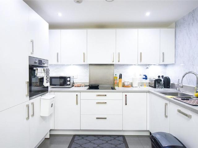Flat for sale in London Borough of Hillingdon, Greater London