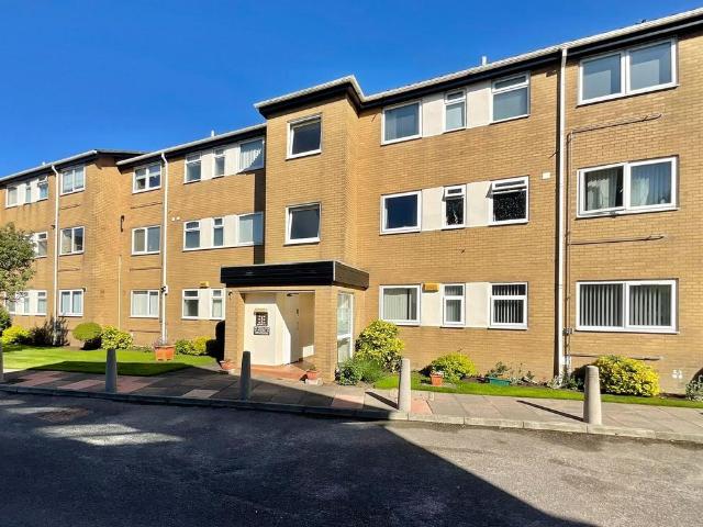 Flat for sale in Southport, Isle Of Man