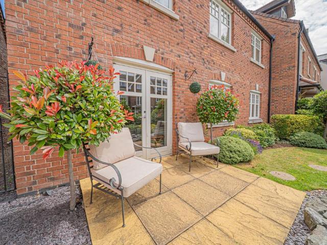 Flat for sale in Knowle, West Midlands
