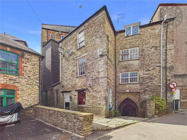 Flat for sale in Lamellion, Cornwall