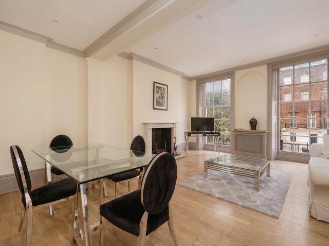 Flat for sale in City of Westminster, Greater London