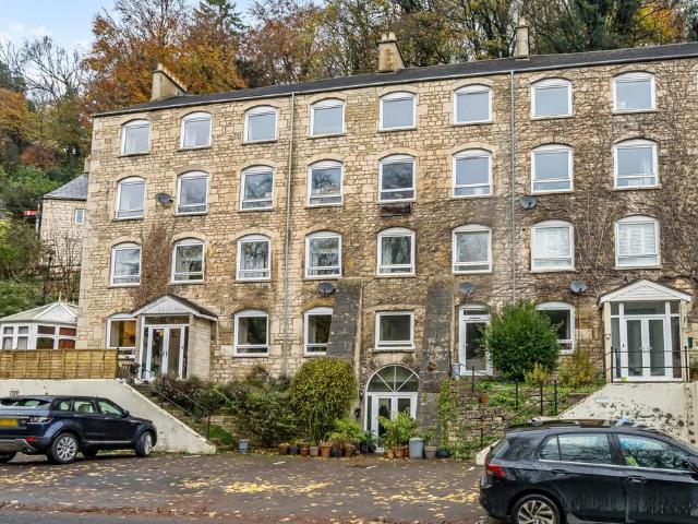 Flat for sale in School House, Gloucestershire