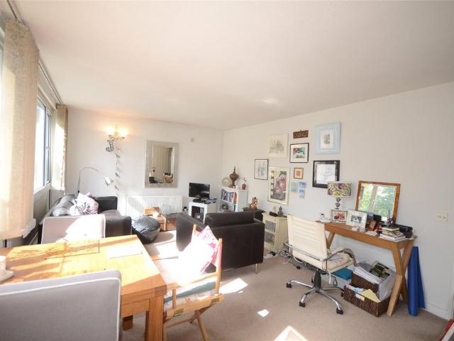 Flat for sale in Clewer Village, Windsor