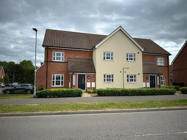 Flat for sale in Bedingfield, Suffolk