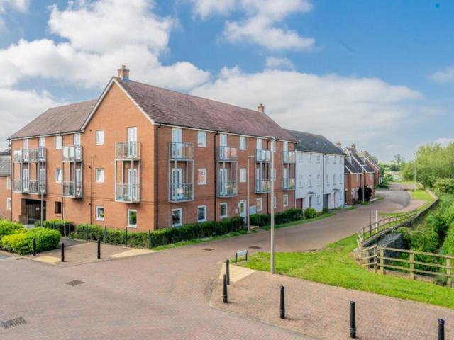 Flat for sale in Bletchley and Fenny Stratford, Bletchley