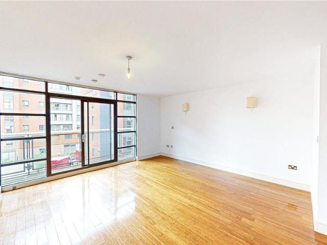 Flat for sale in City Centre, Georgia