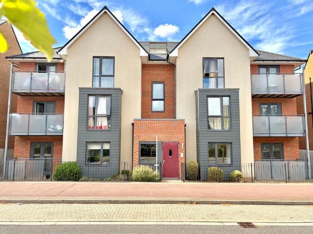 Flat for sale in Brooklands, Monkston Park
