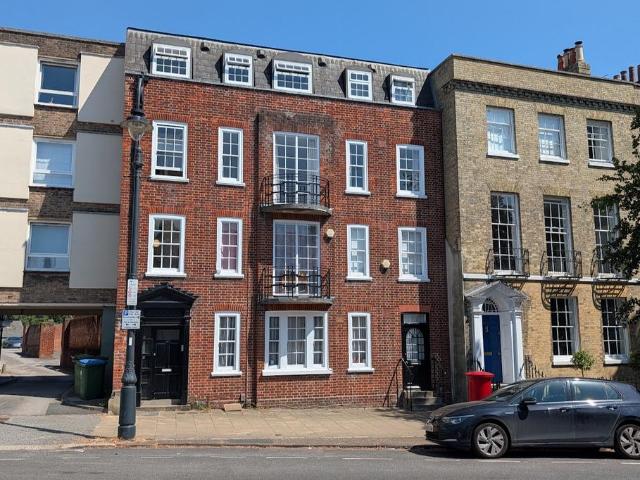 Flat for sale in Wallington, Fareham