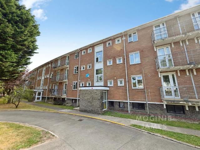 Flat for sale in Penylan, Falcon Lodge