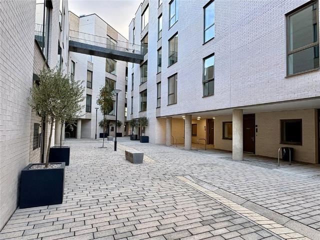 Flat for sale in Arbury, Cambridgeshire