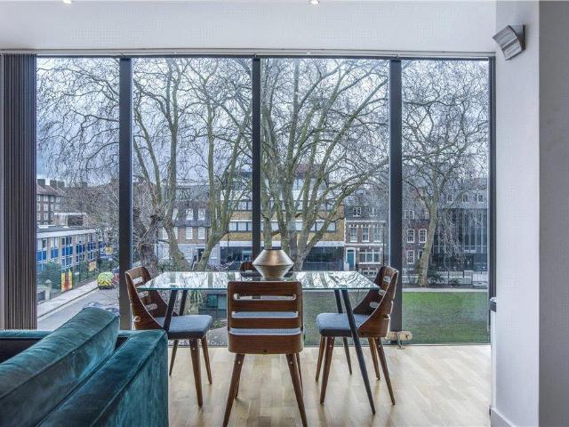 Flat for sale in Shoreditch, Isle Of Man