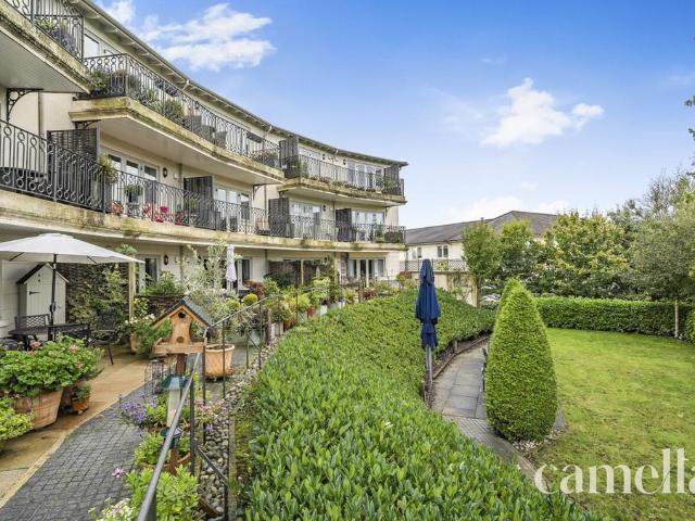 Flat for sale in Box, Wiltshire