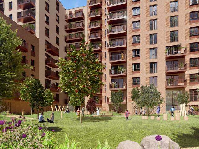 Flat for sale in London Borough of Ealing, Park Royal