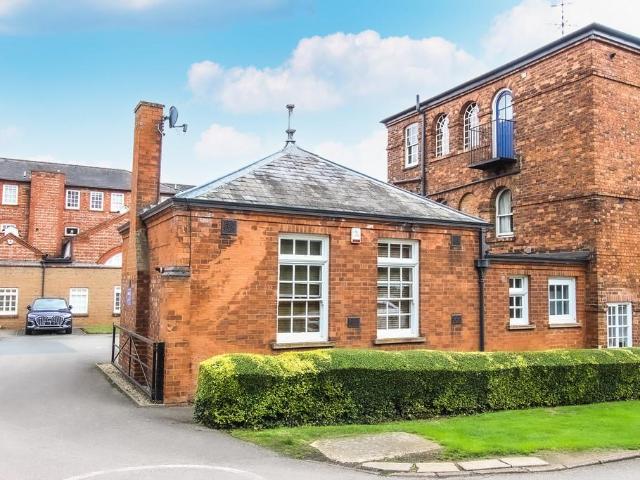 Flat for sale in Wellingborough