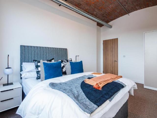 Flat for sale in Georgia, Greater Manchester