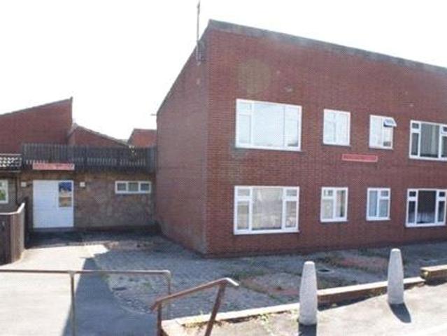 Flat for sale in Manton, Bassetlaw